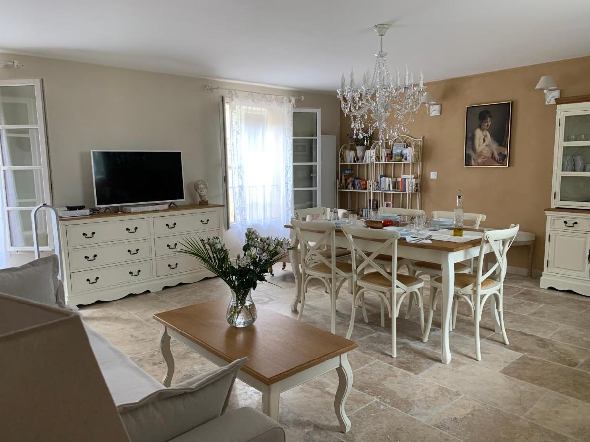 Le Temps Retrouve Villa LʼIsle-sur-la-Sorgue Buitenkant foto
